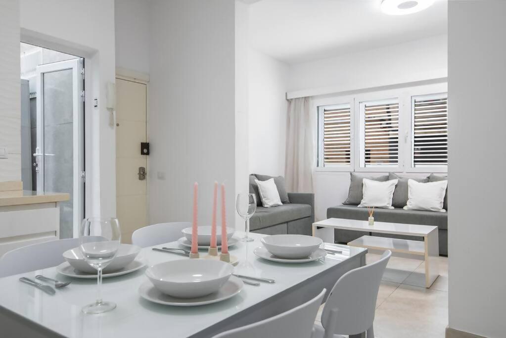 Alma Home ,6 Paxs ,Wifi , Playa Canteras, Ocio Las Palmas de Gran Canaria Exterior photo